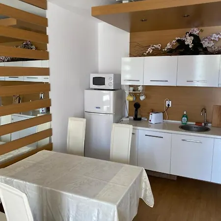на солнечном берегу Apartman Napospart