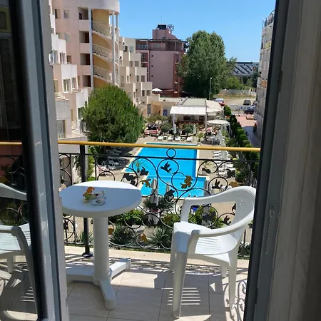 Apartment на солнечном берегу